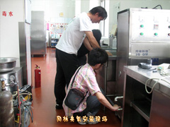 人民大會堂臭氧發生器使用現場